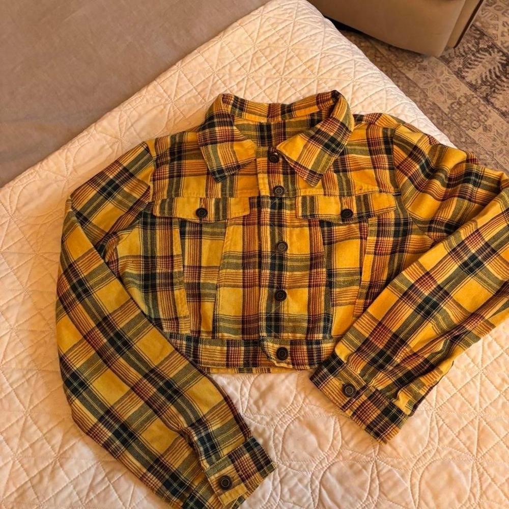Yellow Plaid Cropped Jacket Button Up Tartan 90s Grunge Style Long Sleeve